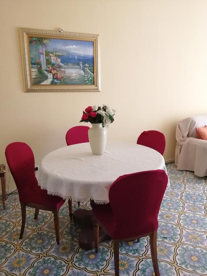 Residenza Regina Margherita Castellammare di Stabia Exterior foto