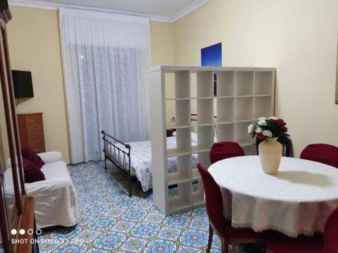 Residenza Regina Margherita Castellammare di Stabia Exterior foto
